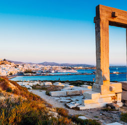 Online bestellen: Wandelvakantie Griekenland - Naxos, Santorini en Paros
