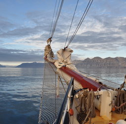 Groepsrondreis aan boord van zeilschip de Antigua bij Spitsbergen