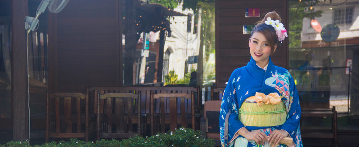 Van Kimono tot Bayeta: Traditionele kleding wereldwijd