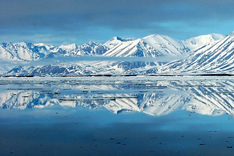 Reflecterend ijswater Spitsbergen
