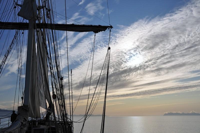 Schip en uitzicht Spitsbergen