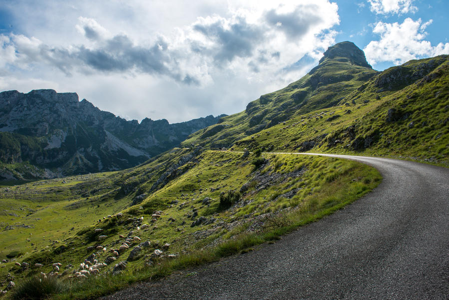 ECMVU-Montenegro-Durmitor region-shutterstock_1546787072