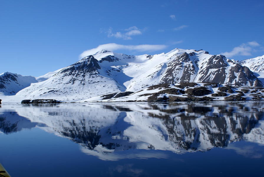 Reflecterend water Spitsbergen
