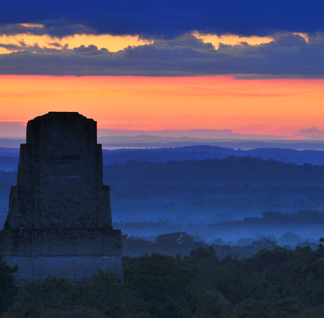 Tikal zonsondergang