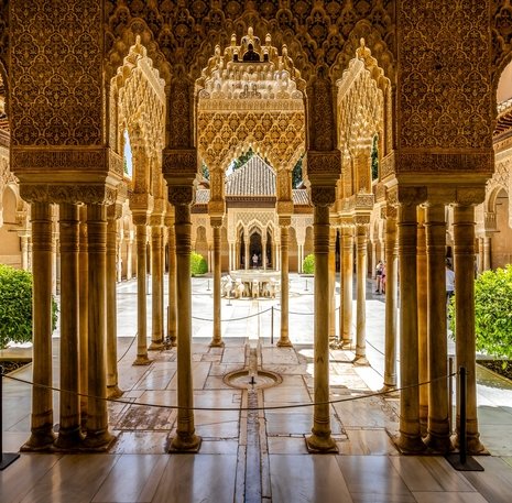 binnen Alhambra