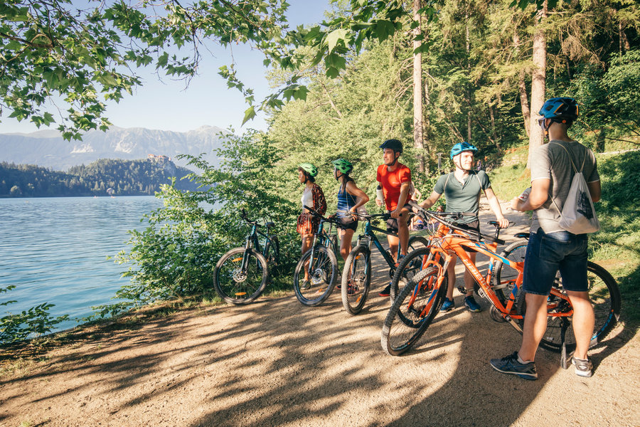 Fietsen bij Bled meer