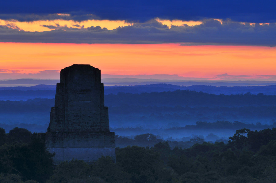 Tikal zonsondergang
