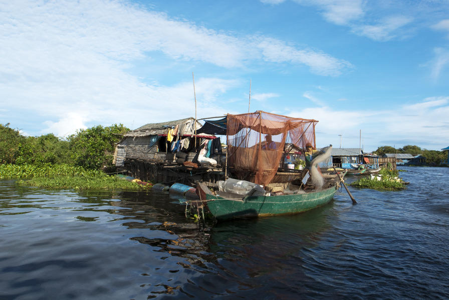 Varen op het Tonle Sap meer