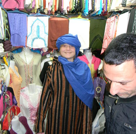 kind met tulband Marokko familiereis